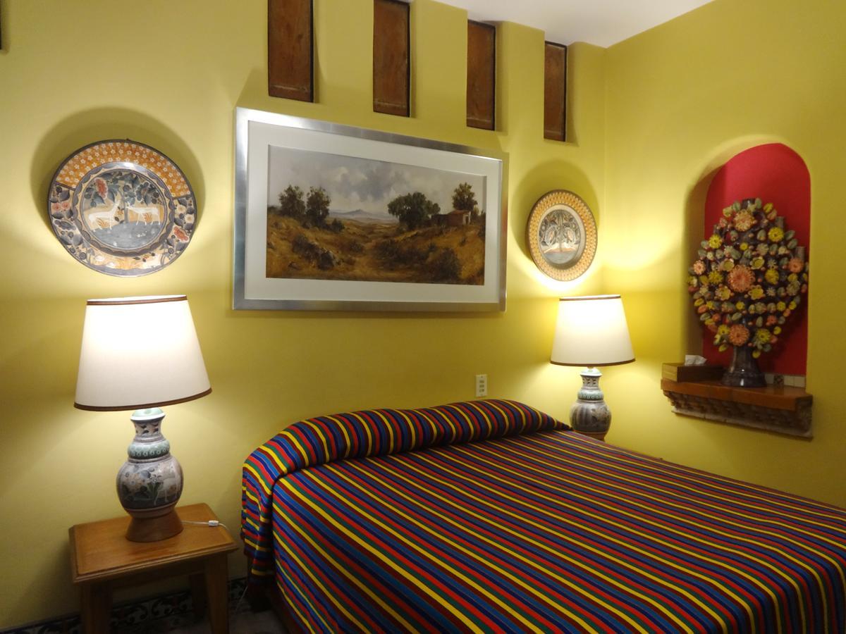 Bed and Breakfast Casa De Las Flores Tlaquepaque Exteriér fotografie